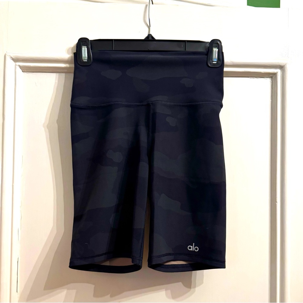ALO High waisted 7” Women's Black Shorts S